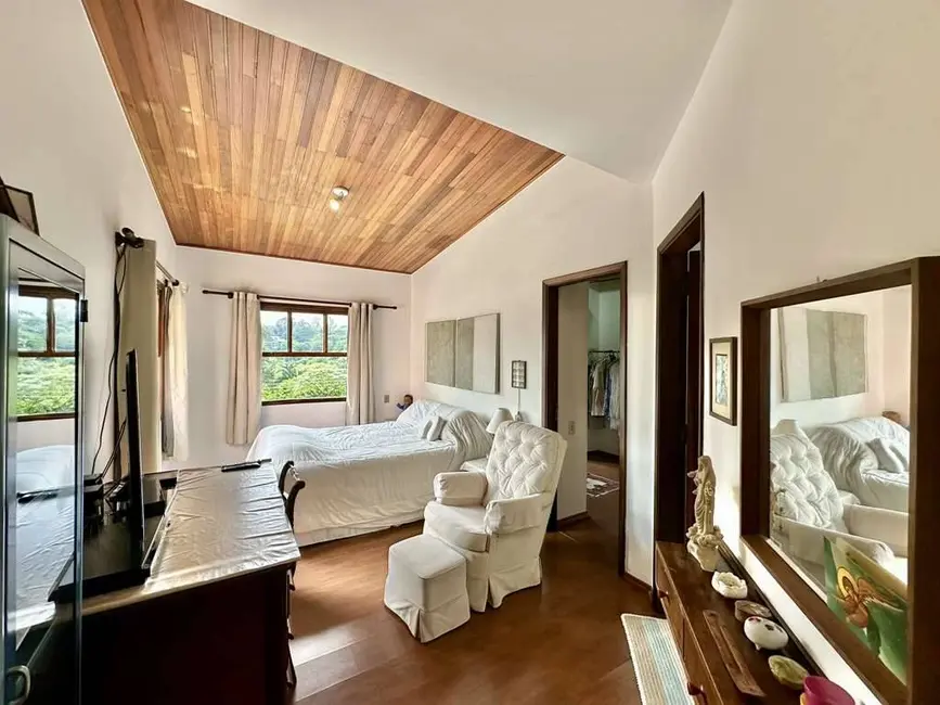 Foto 20 de Casa à venda em Cotia - SP