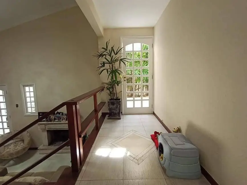 Foto 8 de Casa à venda e para alugar em Cotia - SP