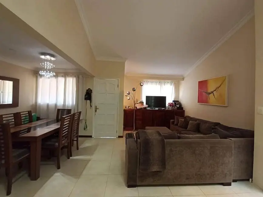 Foto 9 de Casa à venda e para alugar em Cotia - SP