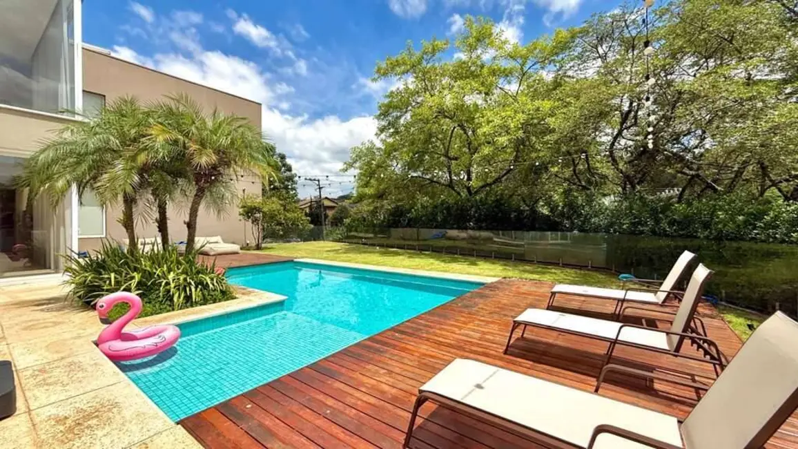 Foto 1 de Casa com 4 quartos à venda em Granja Viana, Cotia - SP