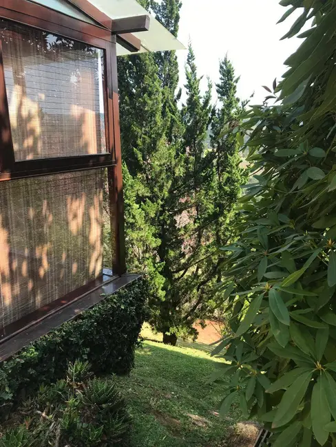 Foto 7 de Casa com 3 quartos à venda, 531m2 em Campos Do Jordao - SP