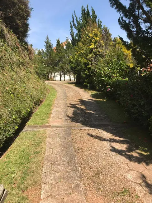 Foto 8 de Casa com 3 quartos à venda, 531m2 em Campos Do Jordao - SP
