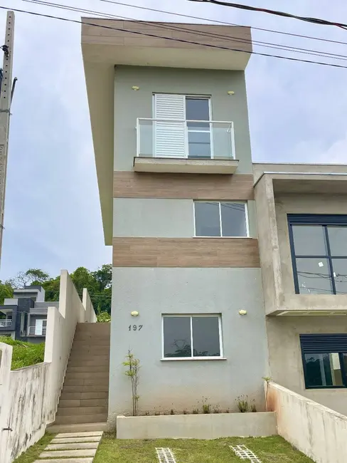 Casa com 3 quartos à venda, 125m2 em Cotia - SP - imagem 1 Foto 1 de Casa com 3 quartos à venda, 125m2 em Cotia - SP