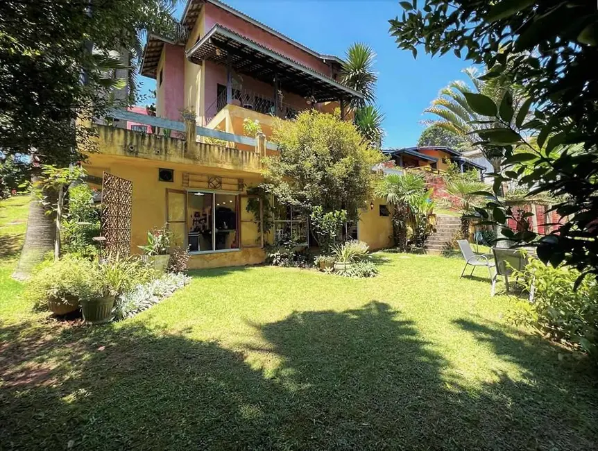 Foto 3 de Casa com 5 quartos à venda, 1272m2 em Cotia - SP