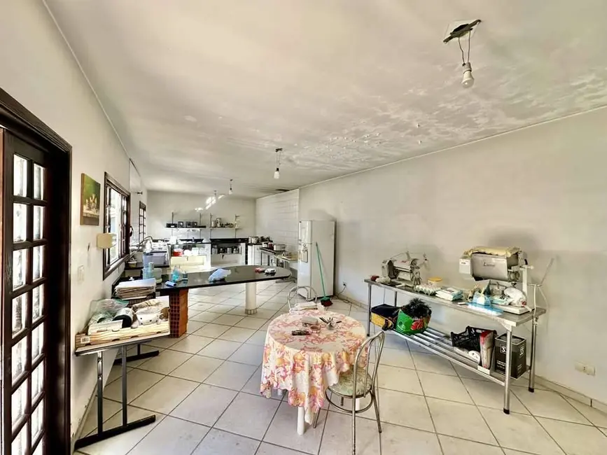 Foto 3 de Casa com 3 quartos à venda, 585m2 em Nova Higienópolis,  - SP