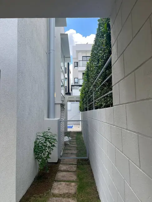 Foto 7 de Casa com 3 quartos à venda, 239m2 em Cotia - SP