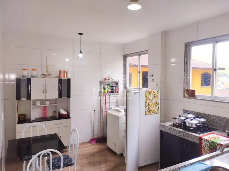 Foto 3 de Apartamento com 1 quarto à venda em Garatucaia, Angra Dos Reis - RJ