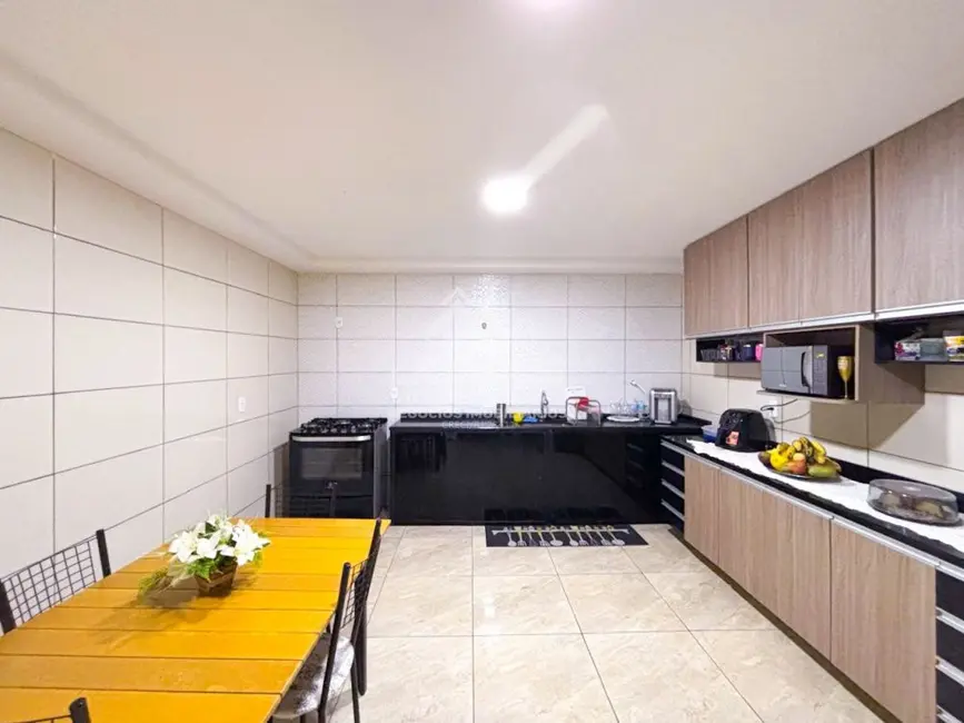 Foto 3 de Casa com 2 quartos à venda, 40m2 em Garatucaia, Angra Dos Reis - RJ