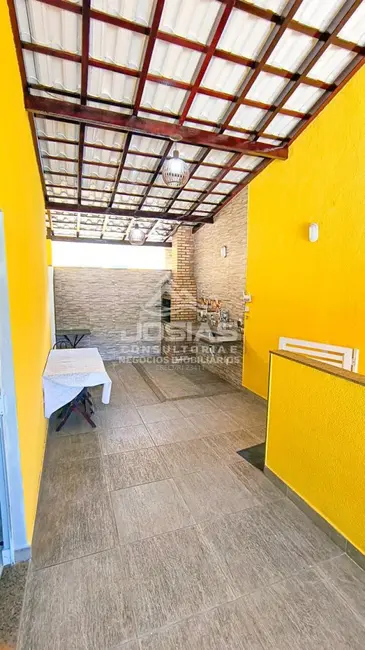 Foto 1 de Casa com 2 quartos para alugar, 40m2 em Garatucaia, Angra Dos Reis - RJ