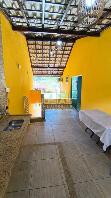 Foto 2 de Casa com 2 quartos para alugar, 40m2 em Garatucaia, Angra Dos Reis - RJ