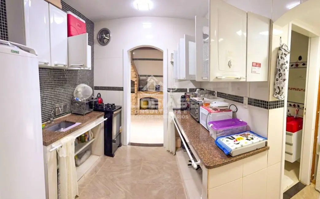 Apartamento com 4 quartos à venda, 40m2 em Angra Dos Reis - RJ - imagem 4 Foto 4 de Apartamento com 4 quartos à venda, 40m2 em Angra Dos Reis - RJ