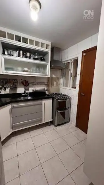 Sobrado com 3 quartos à venda, 136m2 em Guaíra, Curitiba - PR - imagem 5 Foto 5 de Sobrado com 3 quartos à venda, 136m2 em Guaíra, Curitiba - PR