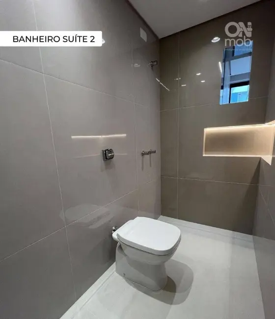 Foto 6 de Apartamento com 3 quartos à venda, 224m2 em Água Verde, Curitiba - PR