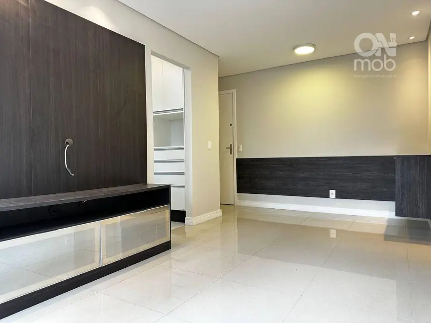 Foto 8 de Apartamento com 2 quartos à venda, 78m2 em Portão, Curitiba - PR