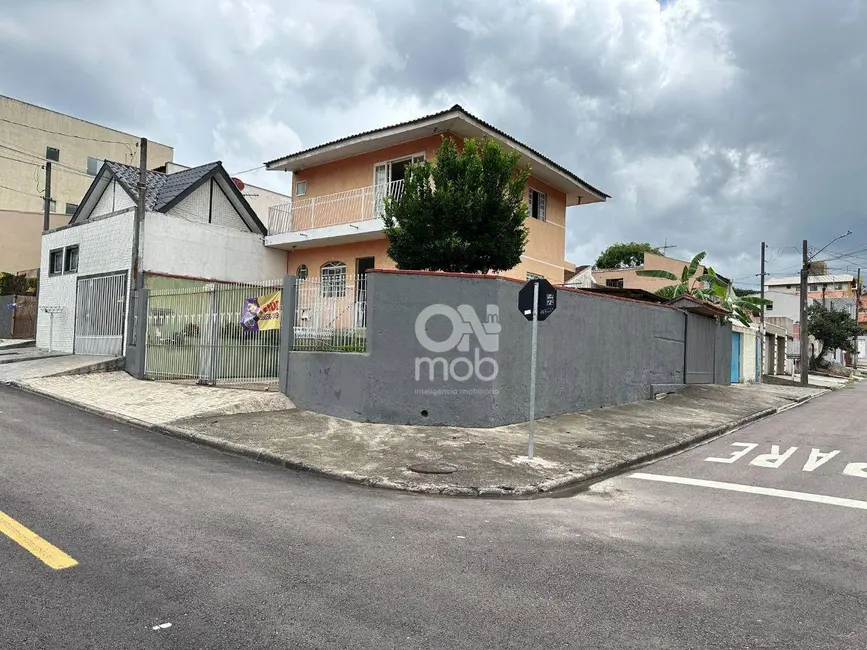 Foto 2 de Sobrado com 3 quartos à venda, 197m2 em Cidade Industrial, Curitiba - PR