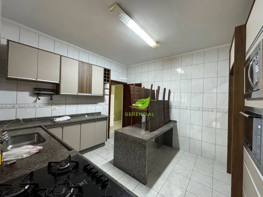 Foto 3 de Casa com 2 quartos à venda, 324m2 em Itanhaem - SP