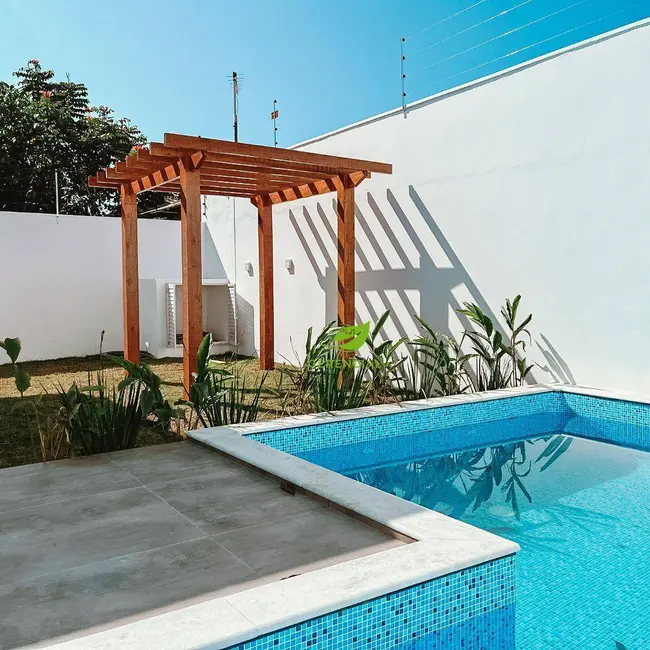 Foto 4 de Casa com 3 quartos à venda, 306m2 em Itanhaem - SP