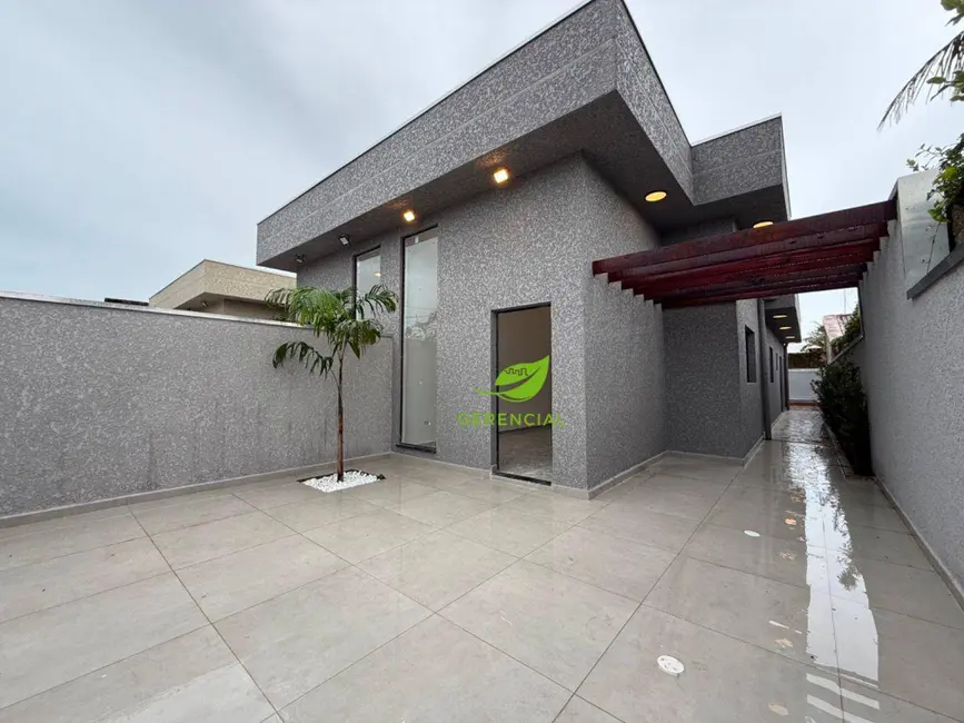Foto 1 de Casa de Condomínio com 2 quartos à venda, 180m2 em Itanhaem - SP