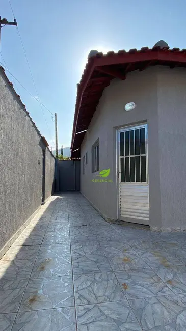 Casa de Condomínio com 2 quartos à venda, 145m2 em Itanhaem - SP - imagem 5 Foto 5 de Casa de Condomínio com 2 quartos à venda, 145m2 em Itanhaem - SP