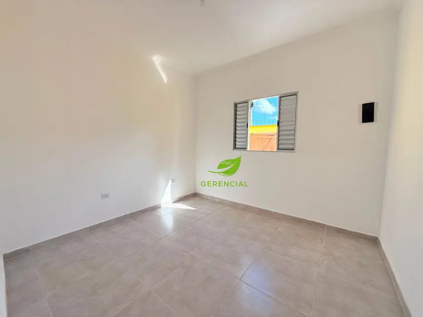 Casa de Condomínio com 2 quartos para alugar, 125m2 em Itanhaem - SP - imagem 2 Foto 2 de Casa de Condomínio com 2 quartos para alugar, 125m2 em Itanhaem - SP