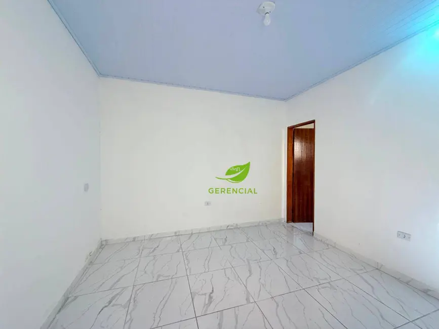 Casa de Condomínio com 2 quartos para alugar, 125m2 em Itanhaem - SP - imagem 3 Foto 3 de Casa de Condomínio com 2 quartos para alugar, 125m2 em Itanhaem - SP