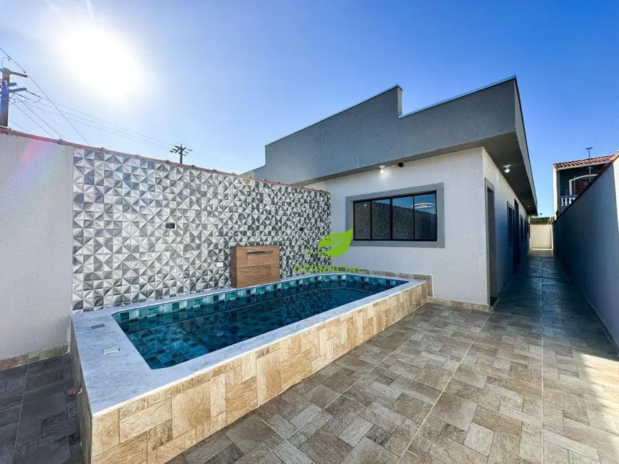 Casa de Condomínio com 3 quartos à venda, 165m2 em Centro, Itanhaem - SP - imagem 1 Foto 1 de Casa de Condomínio com 3 quartos à venda, 165m2 em Centro, Itanhaem - SP