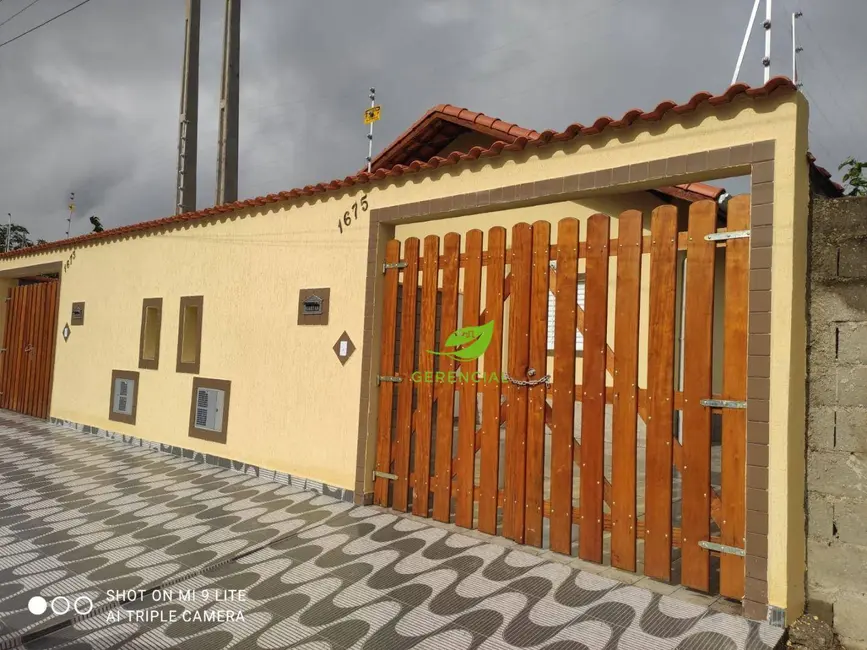 Foto 3 de Casa de Condomínio com 2 quartos à venda, 125m2 em Itanhaem - SP