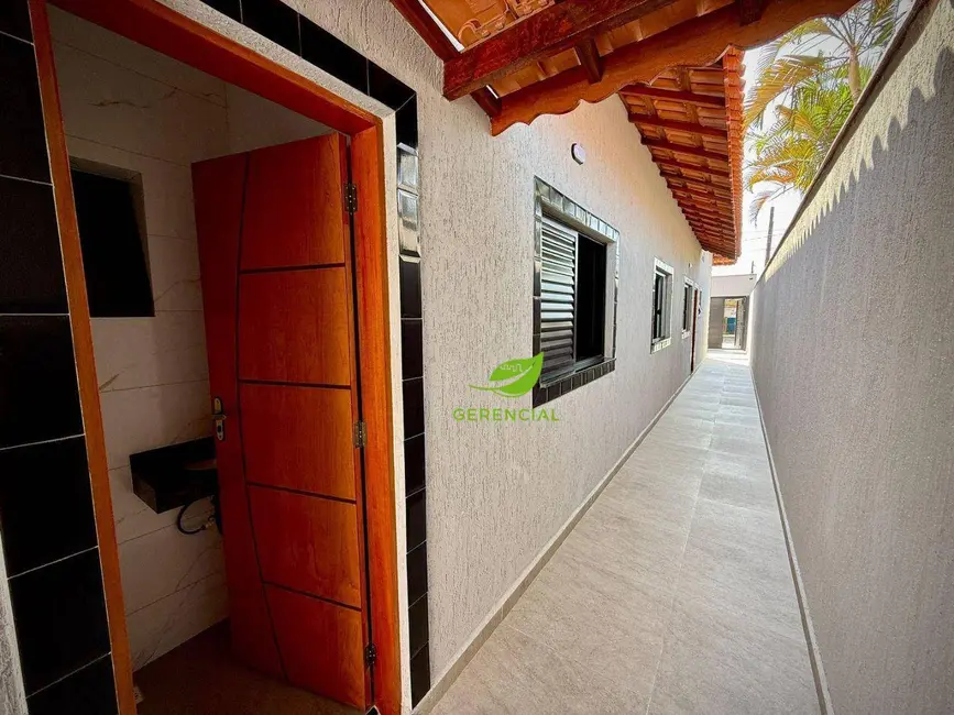 Casa de Condomínio com 2 quartos à venda, 125m2 em Itanhaem - SP - imagem 6 Foto 6 de Casa de Condomínio com 2 quartos à venda, 125m2 em Itanhaem - SP