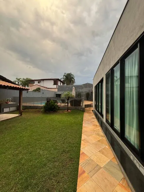 Foto 4 de Casa com 7 quartos à venda, 607m2 em Mangabeiras, Sete Lagoas - MG