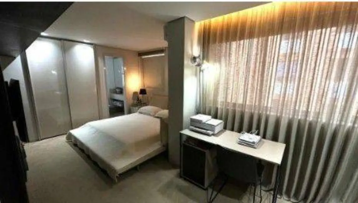 Cobertura com 2 quartos à venda, 141m2 em Savassi, Belo Horizonte - MG - imagem 8 Foto 8 de Cobertura com 2 quartos à venda, 141m2 em Savassi, Belo Horizonte - MG