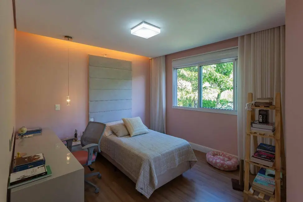 Casa com 4 quartos à venda, 355m2 em Mangabeiras, Belo Horizonte - MG - imagem 7 Foto 7 de Casa com 4 quartos à venda, 355m2 em Mangabeiras, Belo Horizonte - MG