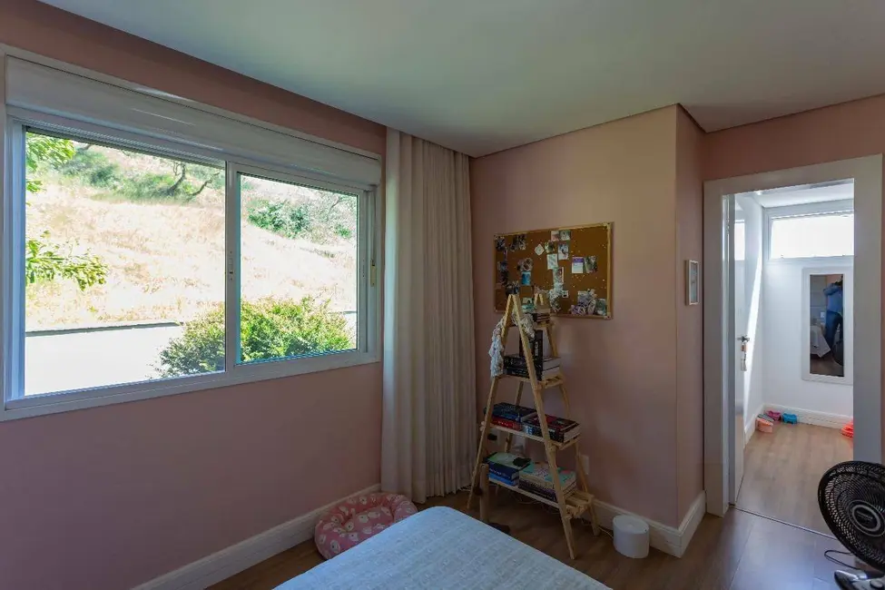 Casa com 4 quartos à venda, 355m2 em Mangabeiras, Belo Horizonte - MG - imagem 5 Foto 5 de Casa com 4 quartos à venda, 355m2 em Mangabeiras, Belo Horizonte - MG