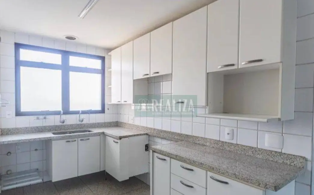 Foto 9 de Apartamento com 4 quartos para alugar, 282m2 em Lourdes, Belo Horizonte - MG