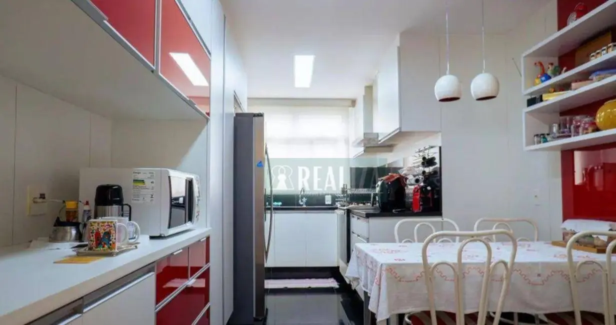 Apartamento com 4 quartos à venda, 180m2 em Santo Agostinho, Belo Horizonte - MG - imagem 7 Foto 7 de Apartamento com 4 quartos à venda, 180m2 em Santo Agostinho, Belo Horizonte - MG