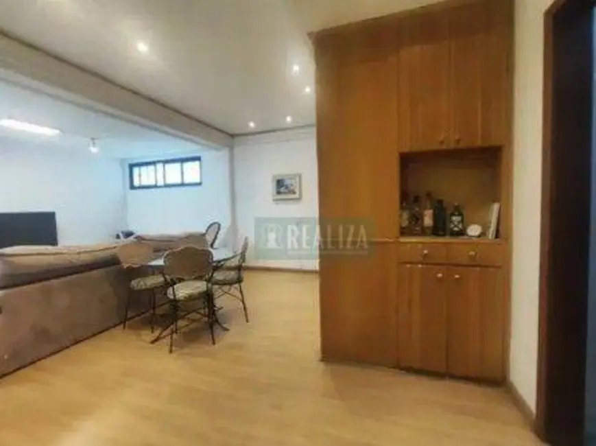 Apartamento com 2 quartos à venda, 88m2 em Santo Antônio, Belo Horizonte - MG - imagem 3 Foto 3 de Apartamento com 2 quartos à venda, 88m2 em Santo Antônio, Belo Horizonte - MG