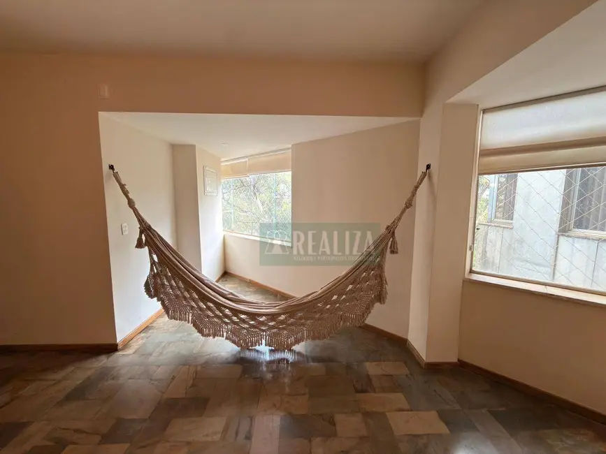 Apartamento com 4 quartos à venda, 301m2 em Serra, Belo Horizonte - MG - imagem 8 Foto 8 de Apartamento com 4 quartos à venda, 301m2 em Serra, Belo Horizonte - MG