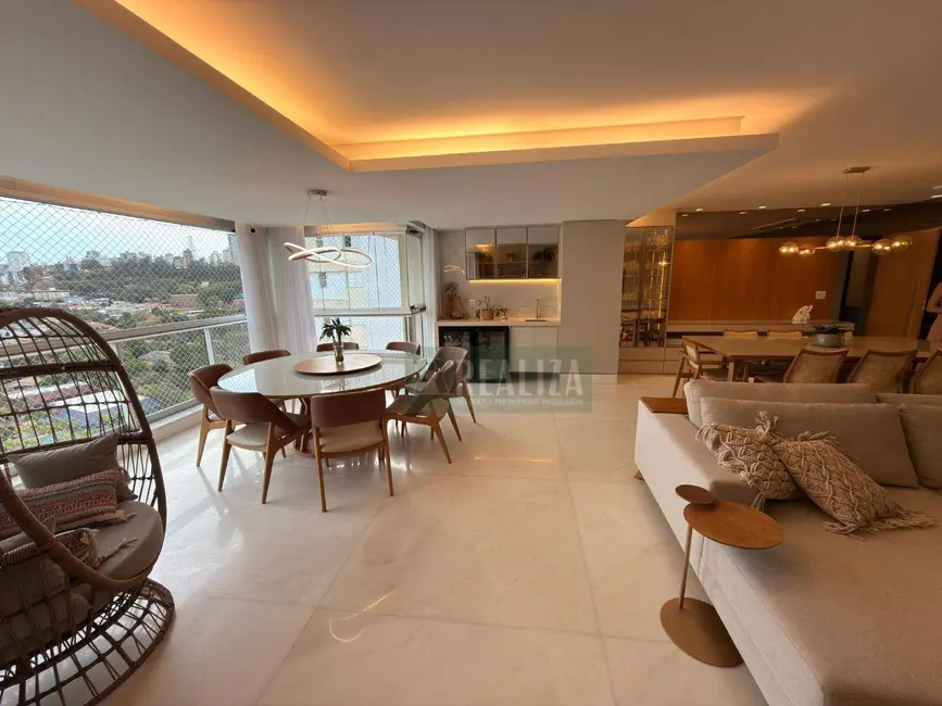 Foto 6 de Apartamento com 4 quartos à venda, 246m2 em Lourdes, Belo Horizonte - MG