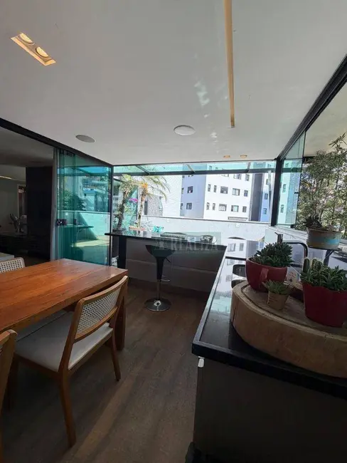 Apartamento com 4 quartos à venda, 178m2 em Sion, Belo Horizonte - MG - imagem 6 Foto 6 de Apartamento com 4 quartos à venda, 178m2 em Sion, Belo Horizonte - MG