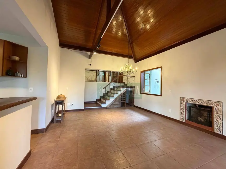 Foto 1 de Casa de Condomínio com 4 quartos à venda, 1020m2 em Brumadinho - MG