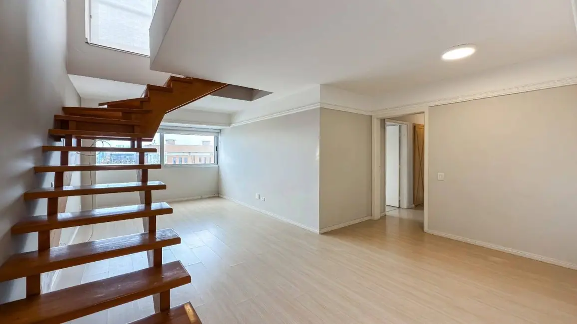 Apartamento com 2 quartos à venda, 184m2 em Cristo Rei, Curitiba - PR - imagem 7 Foto 7 de Apartamento com 2 quartos à venda, 184m2 em Cristo Rei, Curitiba - PR