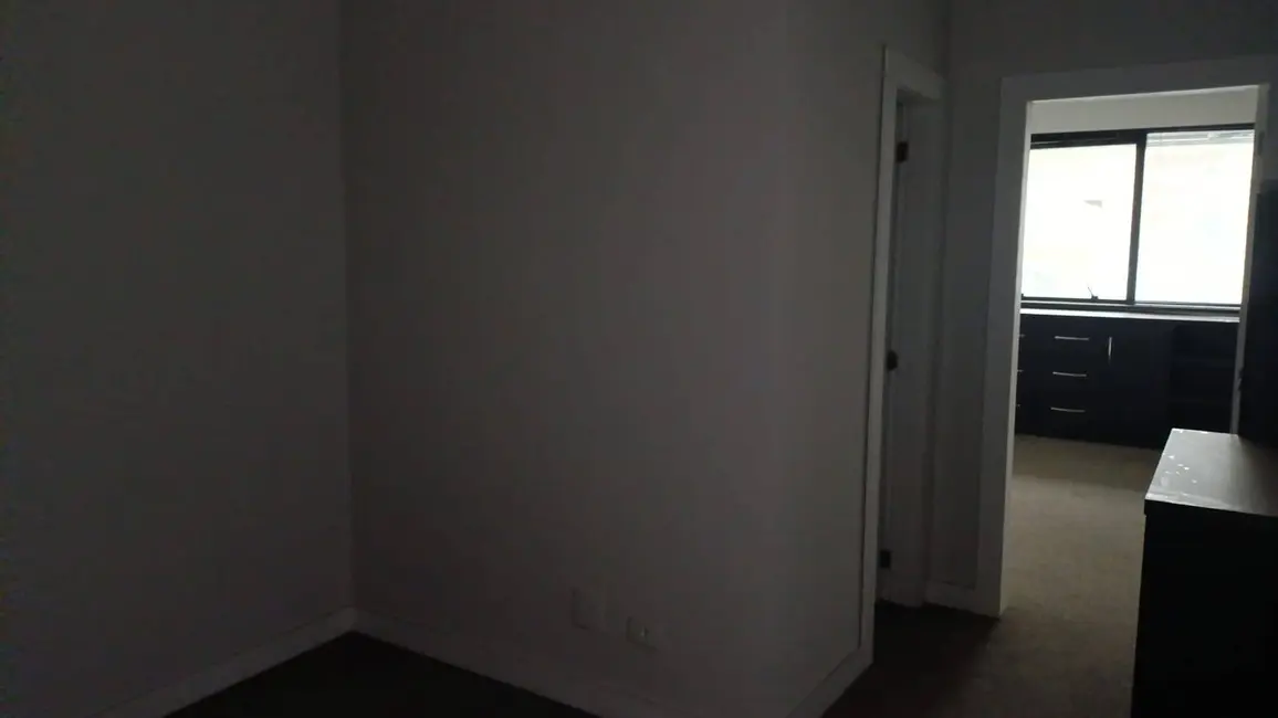 Foto 11 de Sala Comercial para alugar, 33m2 em Centro, Curitiba - PR