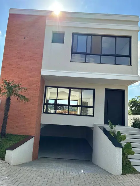 Foto 2 de Casa de Condomínio com 3 quartos à venda, 313m2 em Santa Cândida, Curitiba - PR