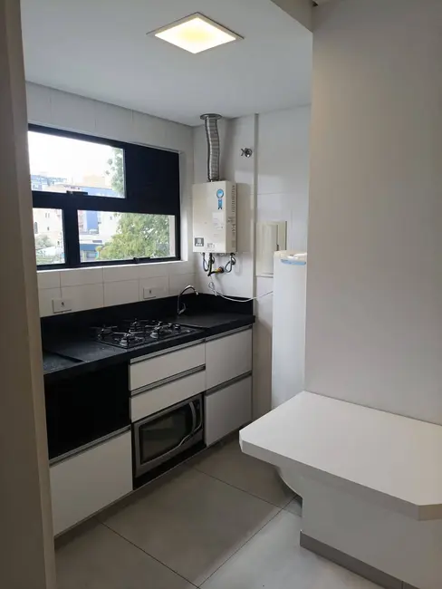 Foto 9 de Loft / Flat com 1 quarto para alugar, 29m2 em Mercês, Curitiba - PR