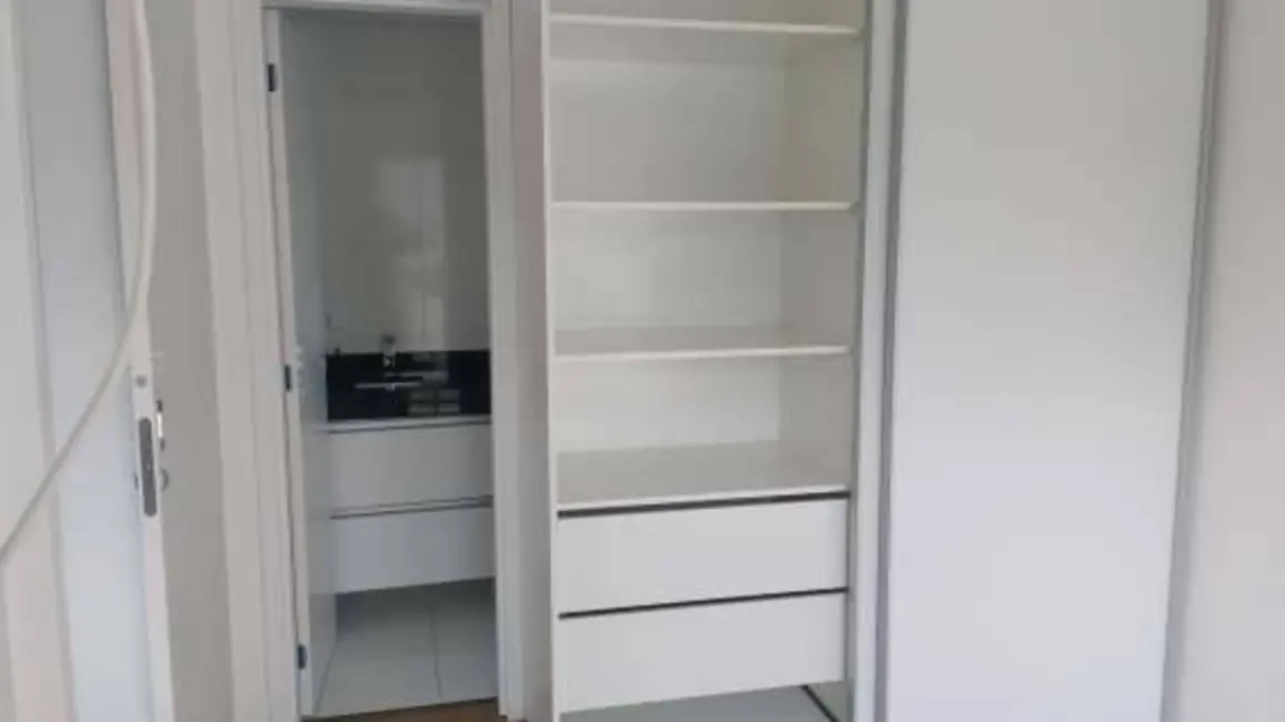 Foto 7 de Loft / Flat com 1 quarto para alugar, 29m2 em Mercês, Curitiba - PR