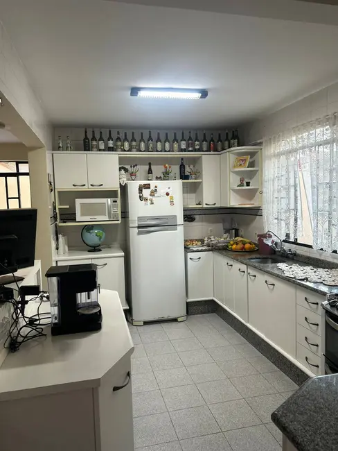 Foto 8 de Casa com 4 quartos à venda, 309m2 em Jardim das Américas, Curitiba - PR