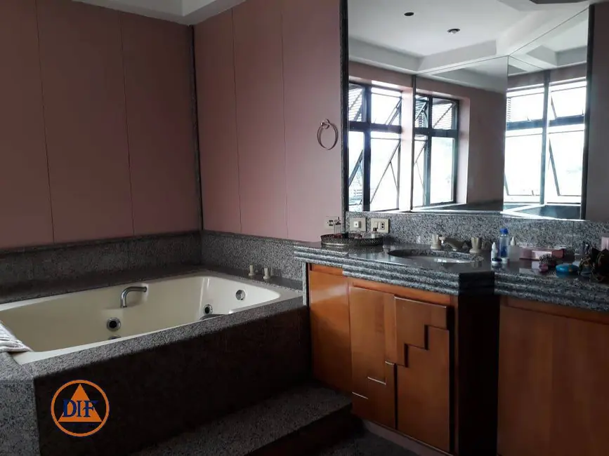 Foto 4 de Apartamento com 5 quartos à venda, 300m2 em Centro, Barra Mansa - RJ