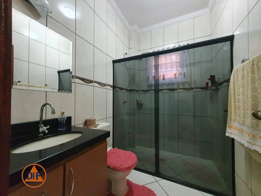 Apartamento com 3 quartos à venda, 109m2 em Vila Nova, Barra Mansa - RJ - imagem 9 Foto 9 de Apartamento com 3 quartos à venda, 109m2 em Vila Nova, Barra Mansa - RJ