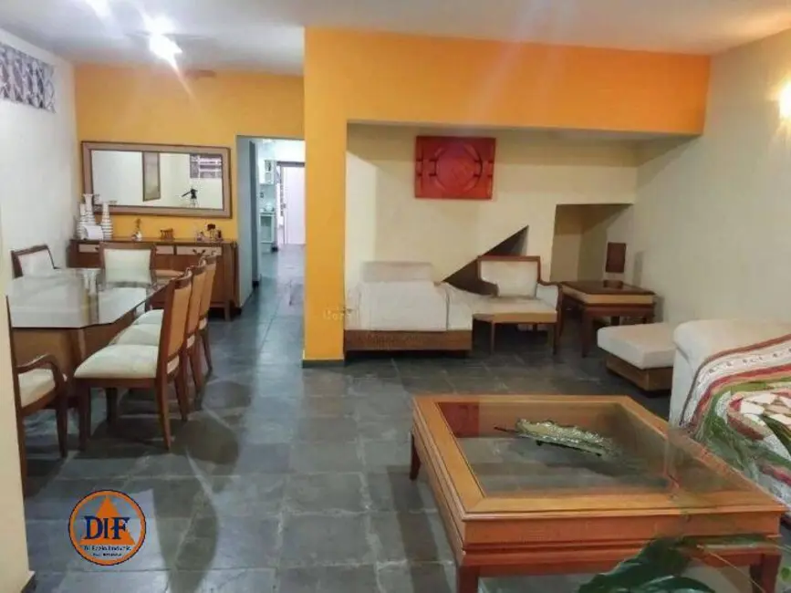 Foto 5 de Sobrado com 2 quartos à venda, 160m2 em Centro, Taubate - SP