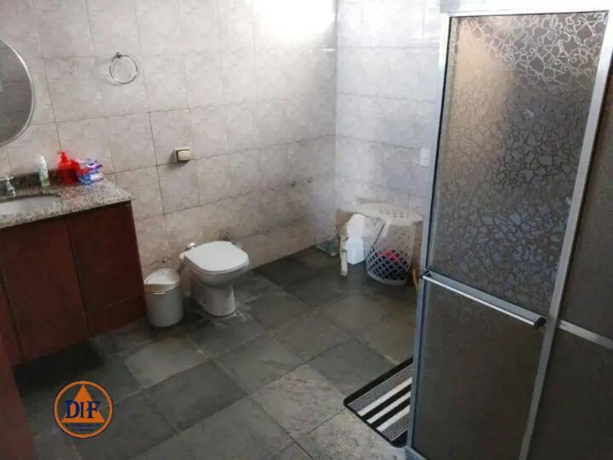 Foto 4 de Sobrado com 2 quartos à venda, 160m2 em Centro, Taubate - SP