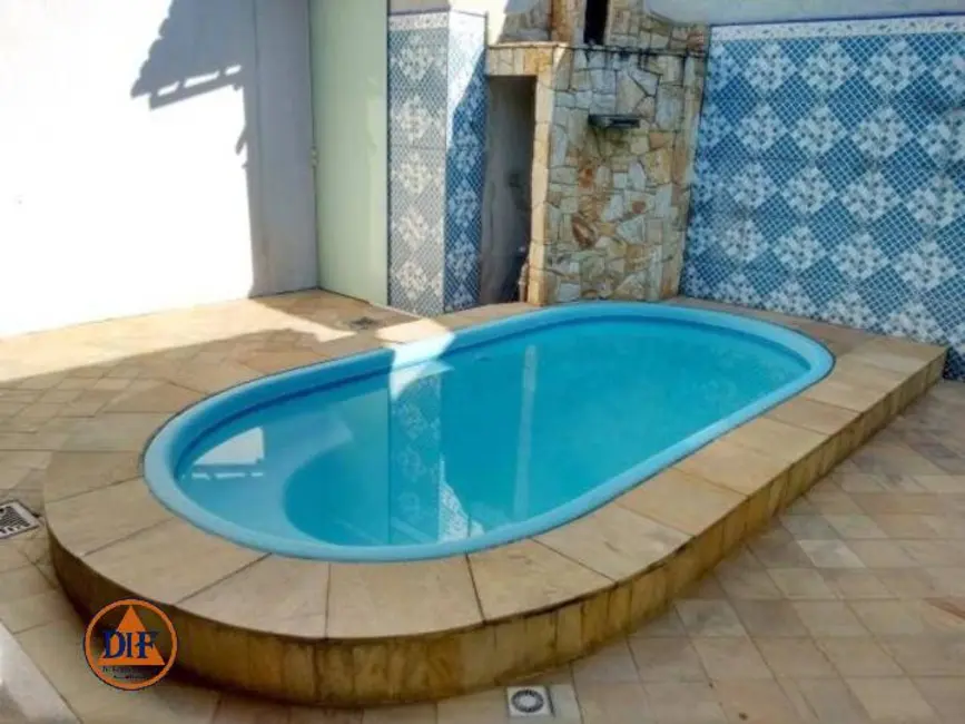 Foto 1 de Casa com 2 quartos à venda, 125m2 em Chácara São Silvestre, Taubate - SP